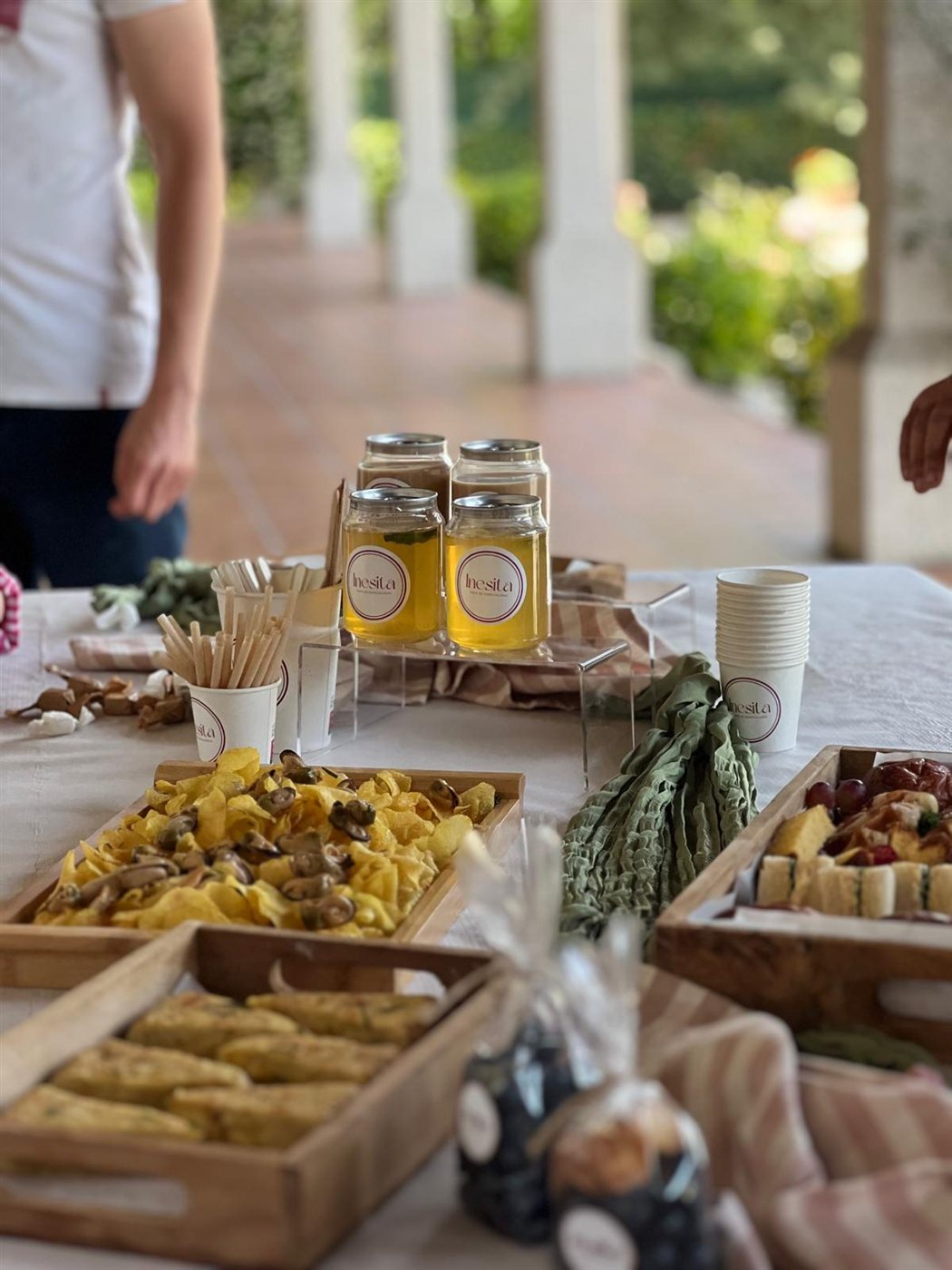 Mesa de catering de Inesita para un evento